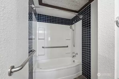 310 E 3rd Avenue, Kennewick, WA 99336 - Photo 18