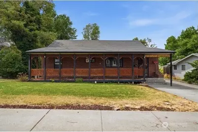 310 E 3rd Avenue, Kennewick, WA 99336 - Photo 1