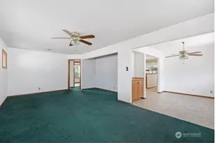 310 E 3rd Ave, Kennewick, WA 99336 - Photo 8