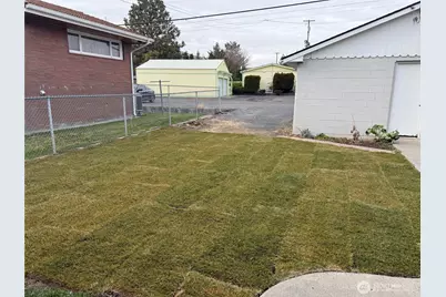 31 39 F Street NW, Ephrata, WA 98823 - Photo 14
