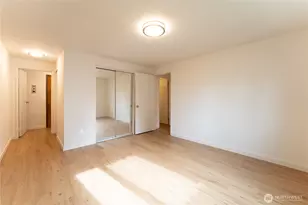 12716 NE 120th St, Kirkland, WA 98034 - Photo 10