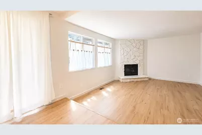 12716 NE 120th Street #H3, Kirkland, WA 98034 - Photo 4