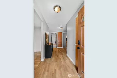 14401 106th Avenue Ct E, Puyallup, WA 98374 - Photo 4