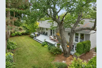 1829 NW 201st Street, Shoreline, WA 98177 - Photo 36