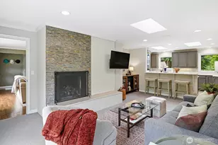 1829 NW 201st St, Shoreline, WA 98177 - Photo 16