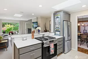 1829 NW 201st St, Shoreline, WA 98177 - Photo 14