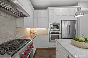 2424 108th Ave NE, Bellevue, WA 98004 - Photo 14