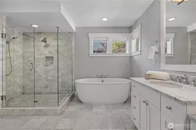 2424 108th Avenue NE, Bellevue, WA 98004 - Photo 28