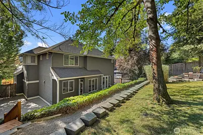 2424 108th Avenue NE, Bellevue, WA 98004 - Photo 36