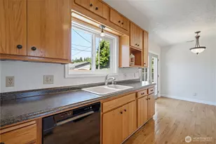 2570 Taylor Ave, Longview, WA 98632 - Photo 12