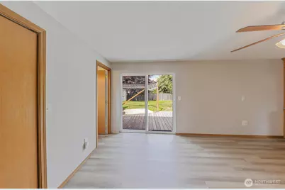 13108 107th Avenue Ct E, Puyallup, WA 98374 - Photo 16