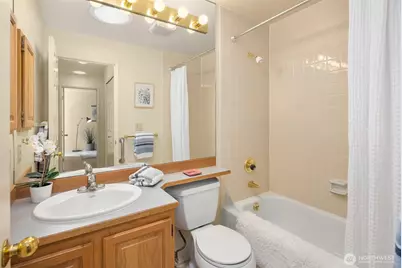 14301 SE 42nd Lane, Bellevue, WA 98006 - Photo 30