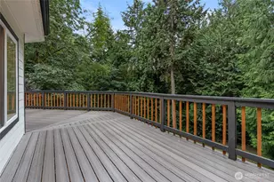 10953 N Madison Ave NE, Bainbridge Island, WA 98110 - Photo 12