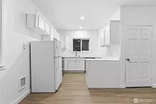 10953 N Madison Ave NE, Bainbridge Island, WA 98110 - Photo 34