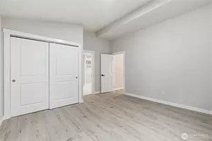 10953 N Madison Ave NE, Bainbridge Island, WA 98110 - Photo 18