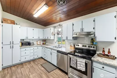 2004 Earl Street, Centralia, WA 98531 - Photo 14