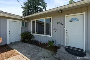 2004 Earl St, Centralia, WA 98531 - Photo 4