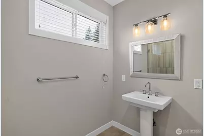 11838 79th Avenue S, Seattle, WA 98178 - Photo 12