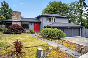 2307 SW 323rd St, Federal Way, WA 98023 - Photo 2