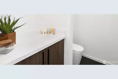 5253 B California Avenue SW, Seattle, WA 98136 - Photo 26