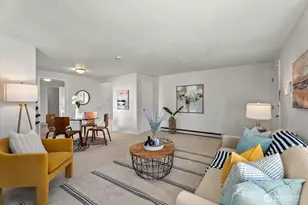 2131 S Bennett St, Seattle, WA 98108 - Photo 6