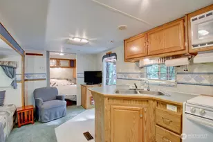 290 Schinn Canyon Dr, Deming, WA 98244 - Photo 10