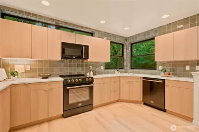 14151 Komedal Road NE, Bainbridge Island, WA 98110 - Photo 8