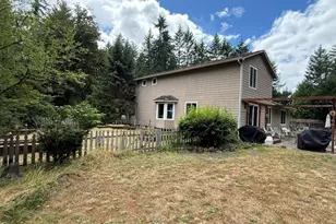 11315 384th St E, Eatonville, WA 98328 - Photo 8
