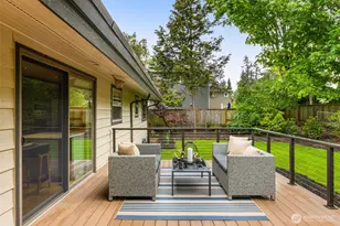8805 SE 39th St, Mercer Island, WA 98040 - Photo 6