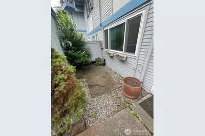 2305 S Pinebrook Lane, Des Moines, WA 98198 - Photo 1
