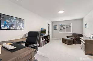 501 SW Fairway Dr, Oak Harbor, WA 98277 - Photo 10
