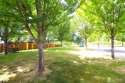 2013 103 Street E, Tacoma, WA 98445 - Photo 6
