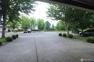 2013 103 Street E, Tacoma, WA 98445 - Photo 8
