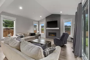 1113 25th Ave Ct SW, Puyallup, WA 98373 - Photo 16