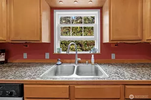 5615 S 2nd Ave, Everett, WA 98203 - Photo 16