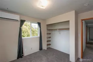915 W 11th St, Port Angeles, WA 98363 - Photo 12