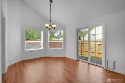 703 NW 114th St, Vancouver, WA 98685 - Photo 10