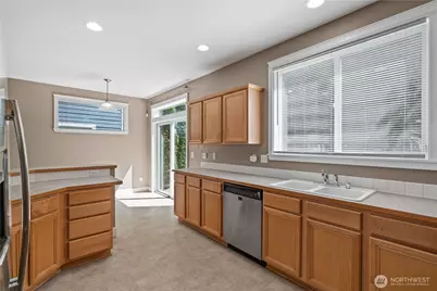 1447 Cherry Avenue, Fircrest, WA 98466 - Photo 8