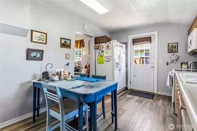 336 SW 3rd Avenue, Castle Rock, WA 98611 - Photo 14