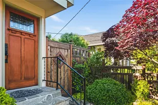 1605 9th St, Anacortes, WA 98221 - Photo 4