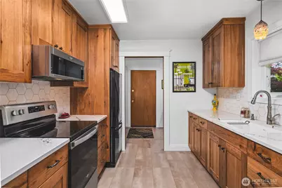 1605 9th Street, Anacortes, WA 98221 - Photo 12
