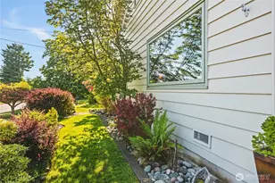 1605 9th St, Anacortes, WA 98221 - Photo 28