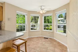 24311 SE 41st Pl, Sammamish, WA 98029 - Photo 18
