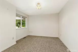24311 SE 41st Pl, Sammamish, WA 98029 - Photo 26