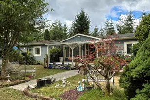 131 E Midnight Ct, Allyn, WA 98524 - Photo 2