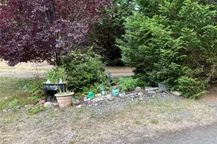 131 E Midnight Ct, Allyn, WA 98524 - Photo 8