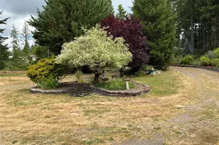 131 E Midnight Ct, Allyn, WA 98524 - Photo 6