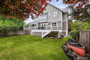 11034 Phinney Ave N, Seattle, WA 98133 - Photo 32