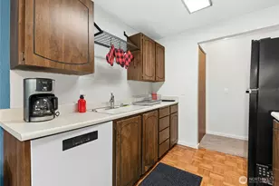 5506 220th St SW, Mountlake Terrace, WA 98043 - Photo 12