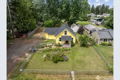 10208 McKinley Avenue E, Tacoma, WA 98445 - Photo 2